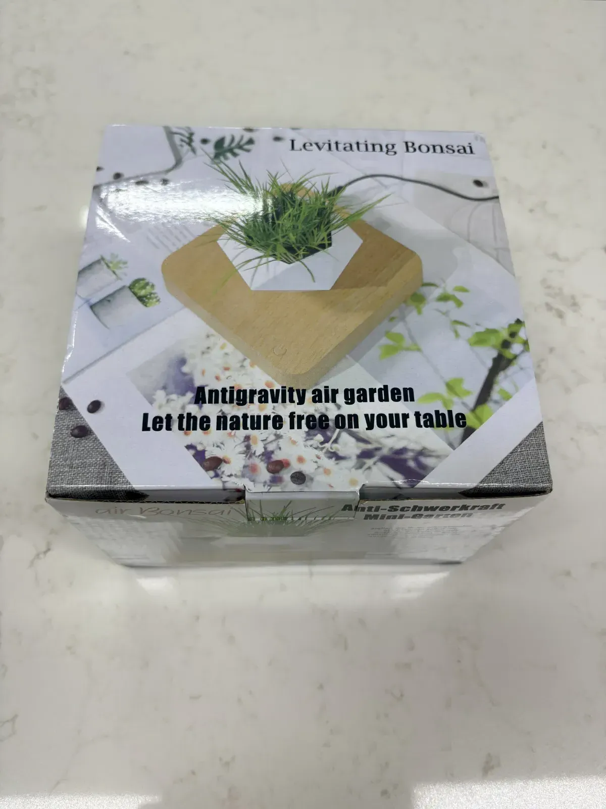 공중부양 화분 — 알리에서 산 데스크 인테리어 소품